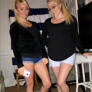 Meet your Posher, Angela